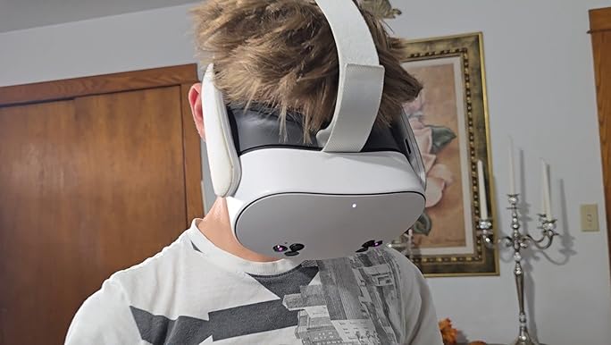 新品♦︎  Quest 3S 128GB Amazon.com: Meta Quest 3S 128GB — Dive into Mixed Reality